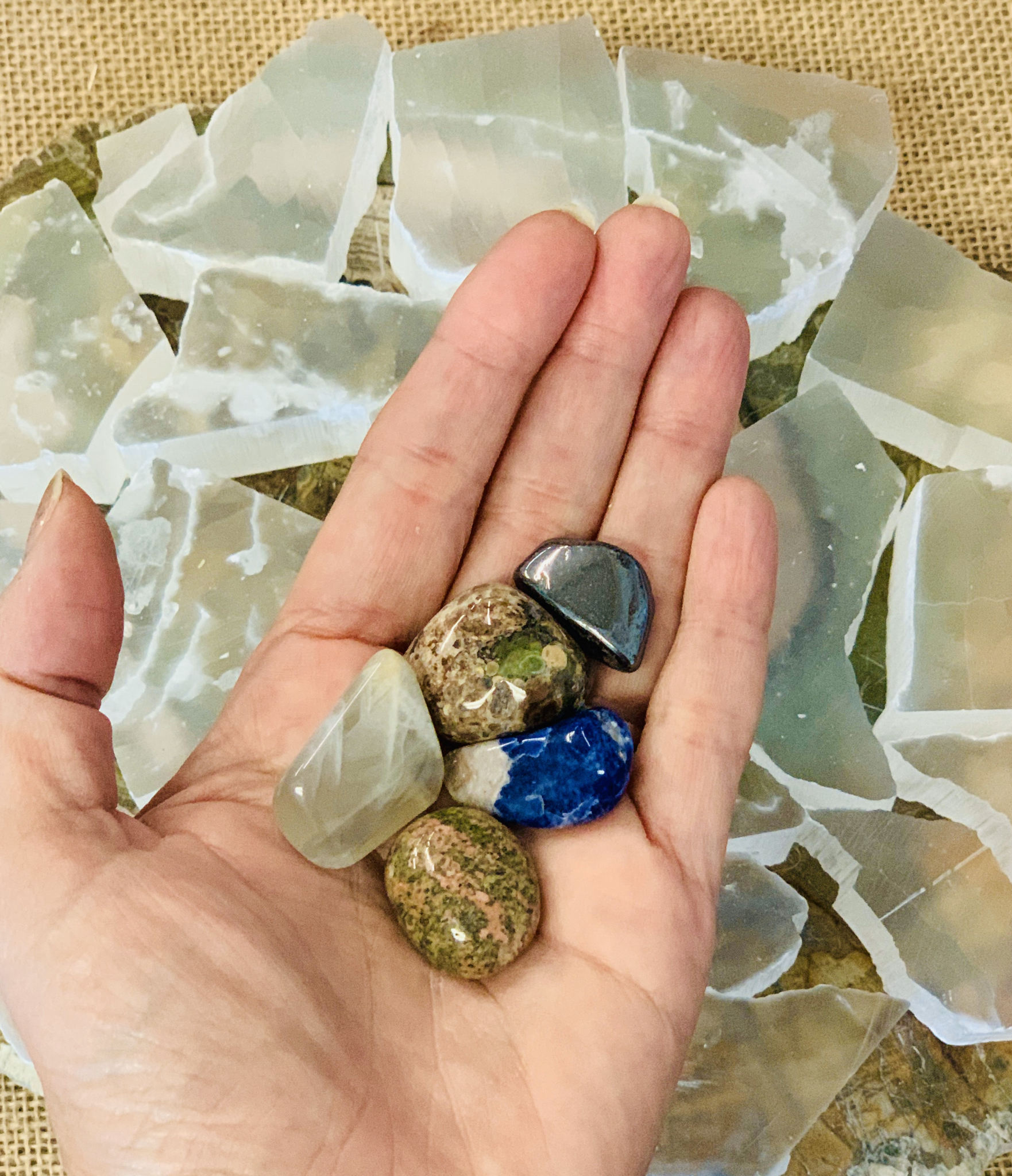 Family Holiday Survival Stone Set