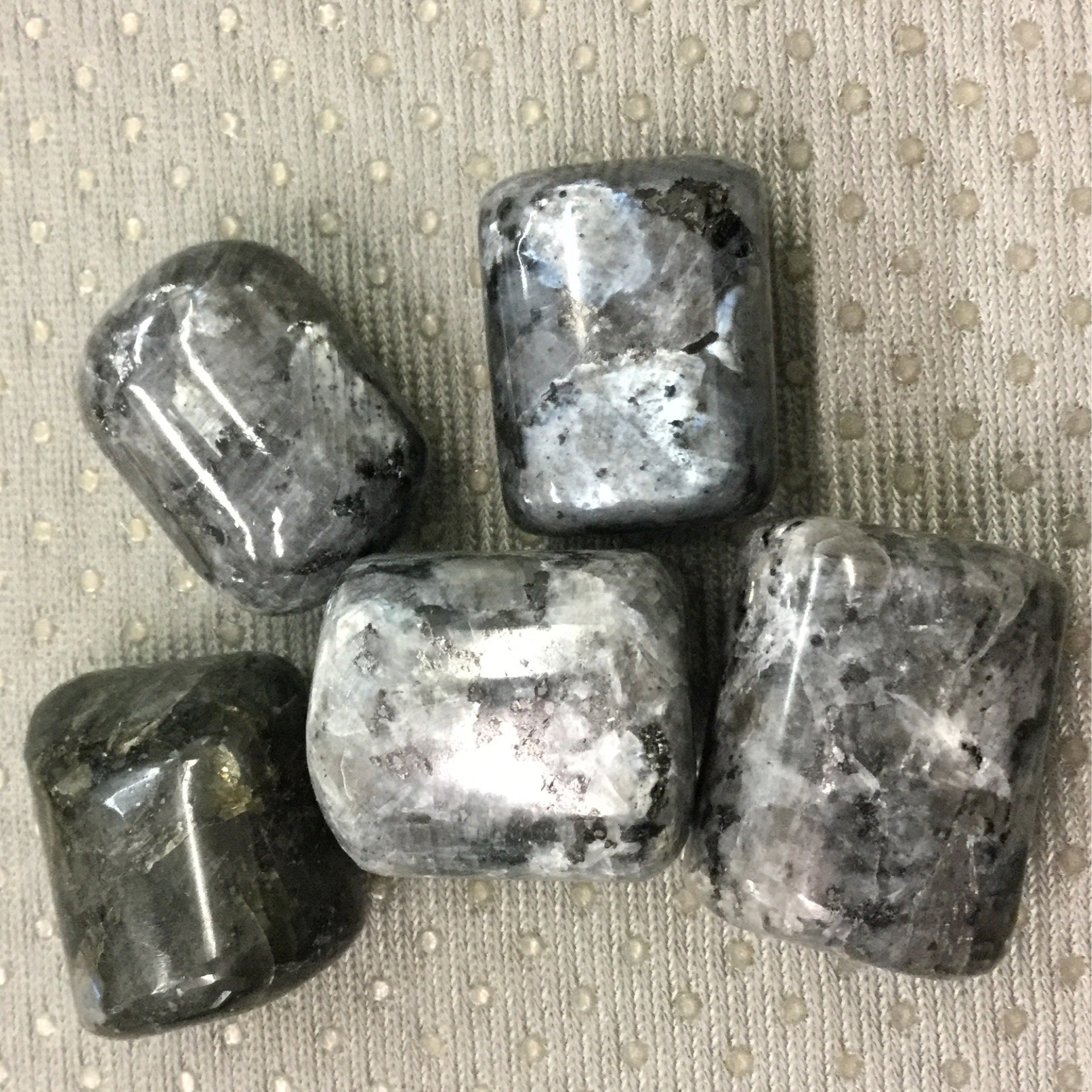Larvikite, Tumbled