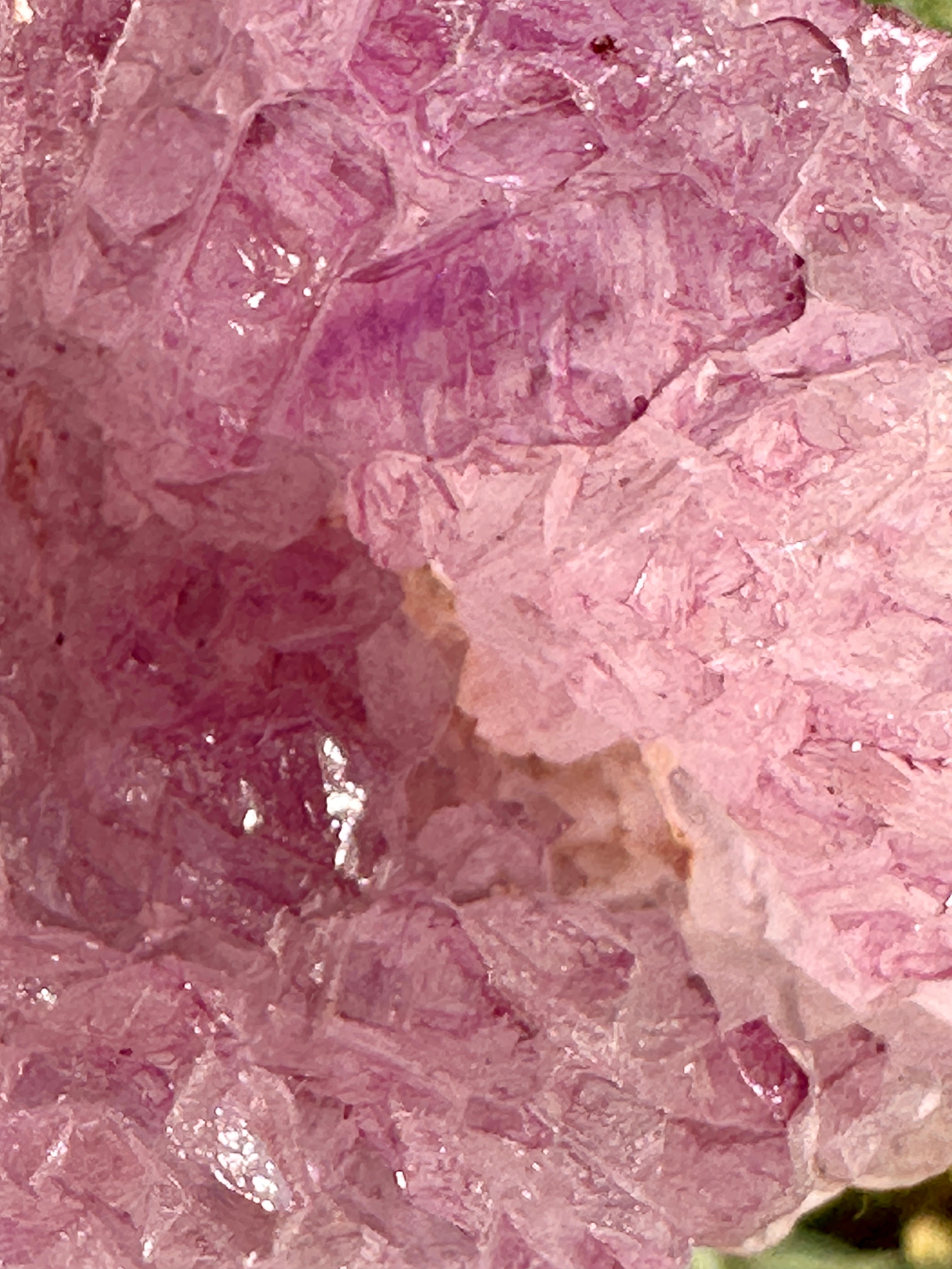 Quartz, Pink, Flowers PQ004
