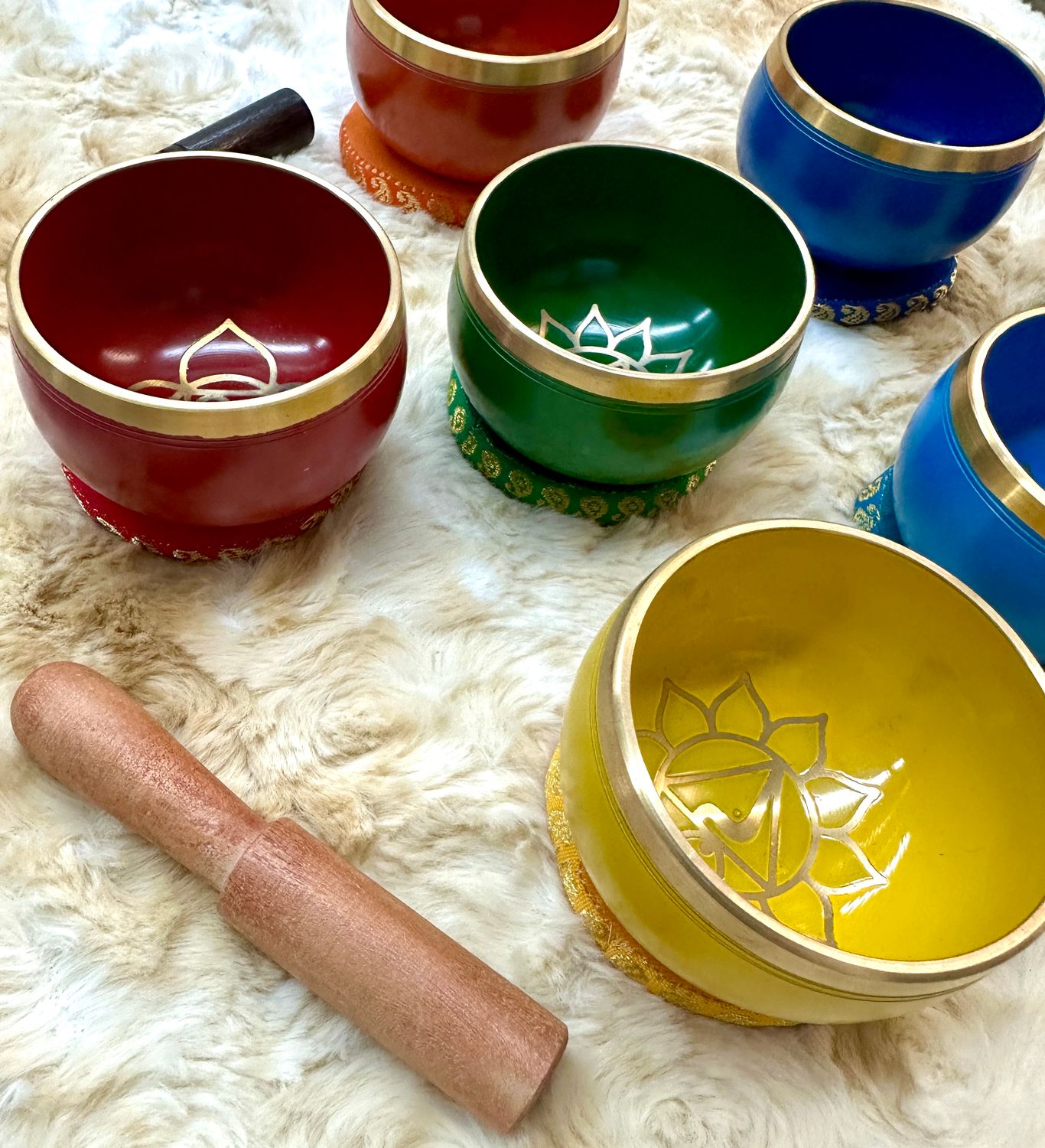 7-Chakra Beginner's Tibetan Singing Bowl Set
