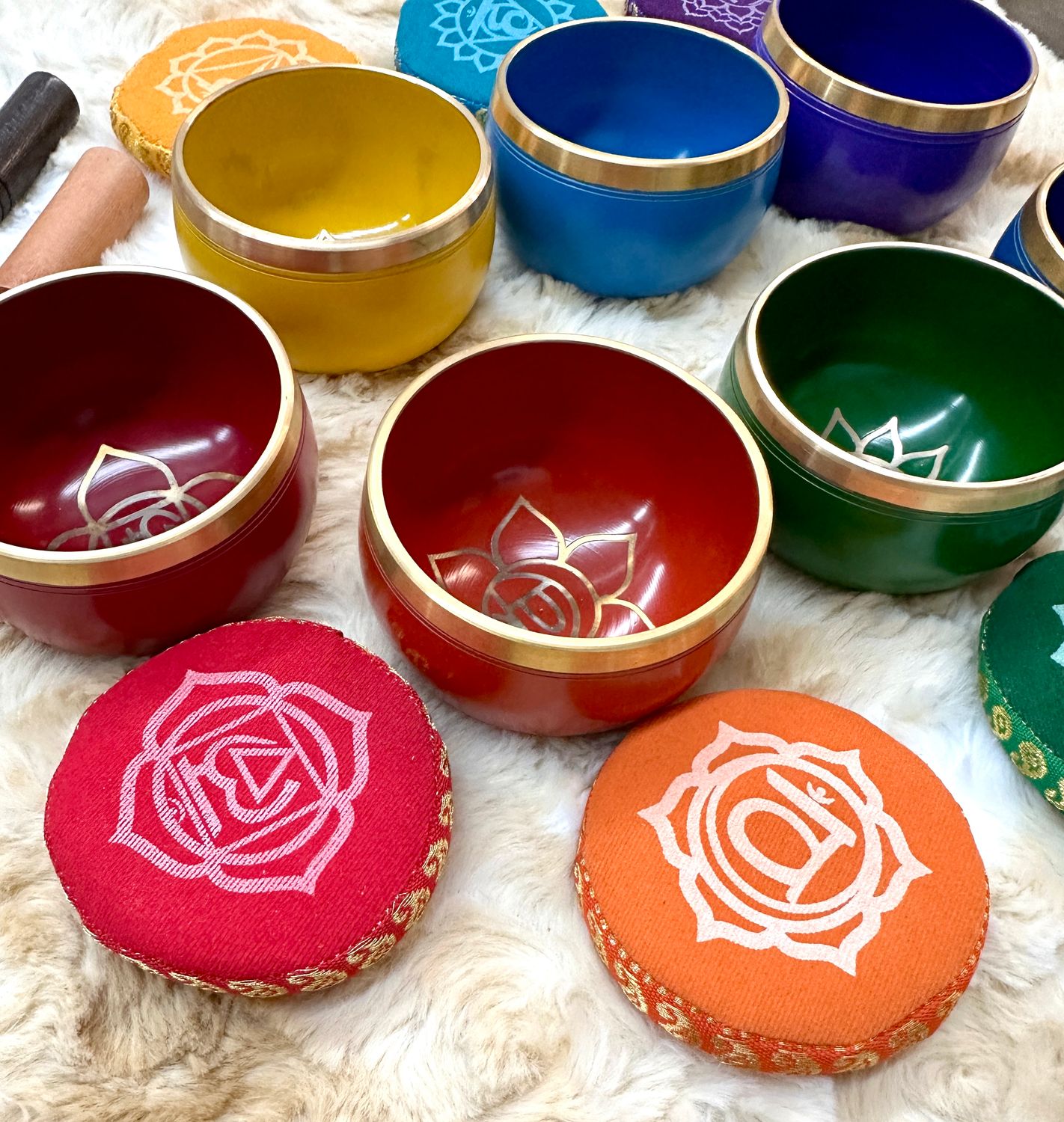 7-Chakra Beginner's Tibetan Singing Bowl Set