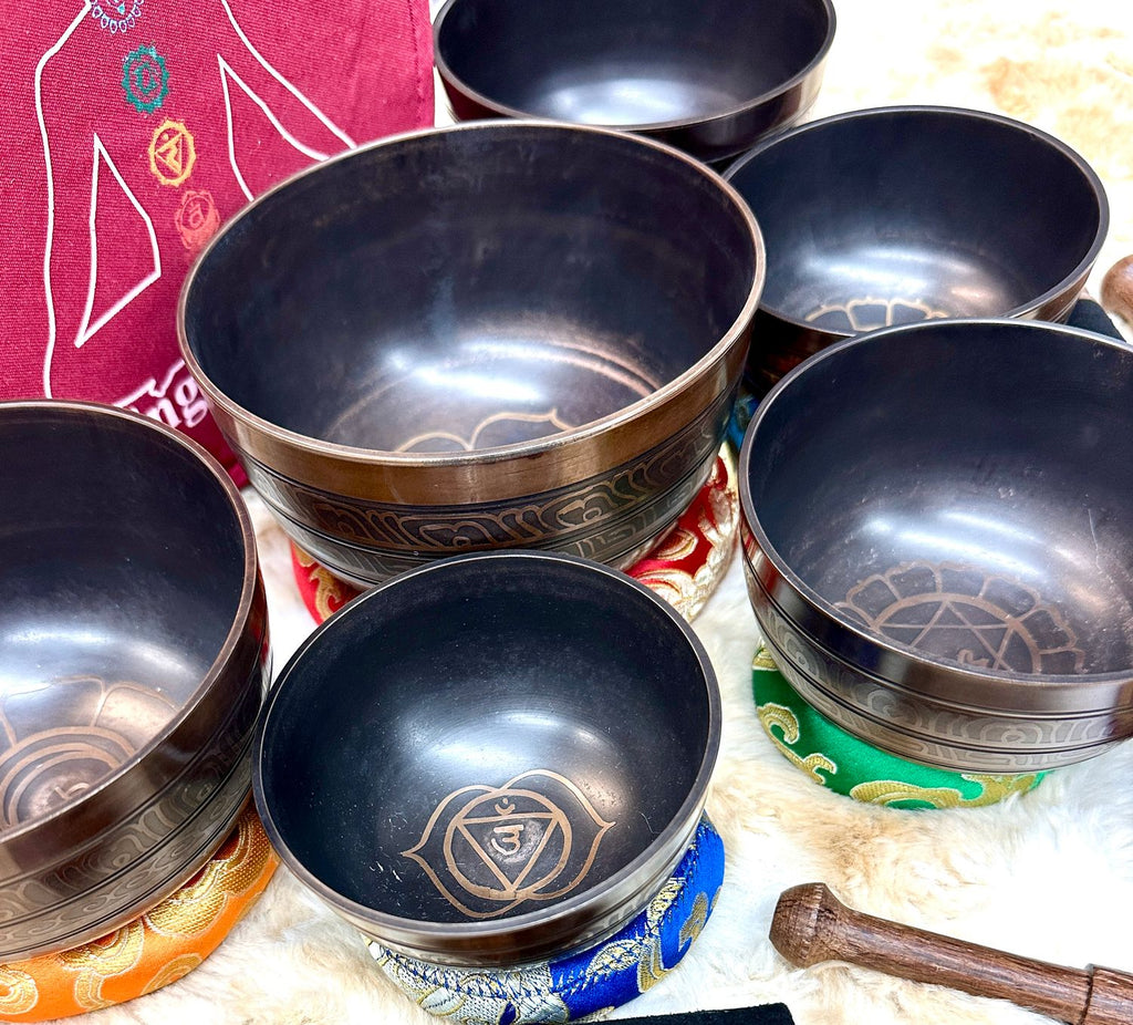 7 Chakras Tibetan Singing Bowl Set – Raven Moon Emporium