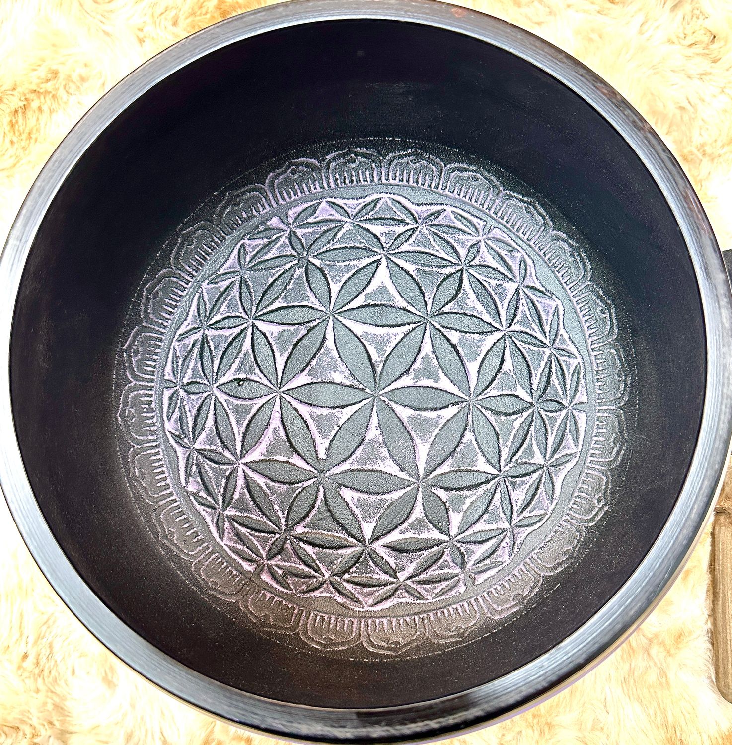 8" Tibetan Singing Bowl Round Sided, Flower of Life, Purple