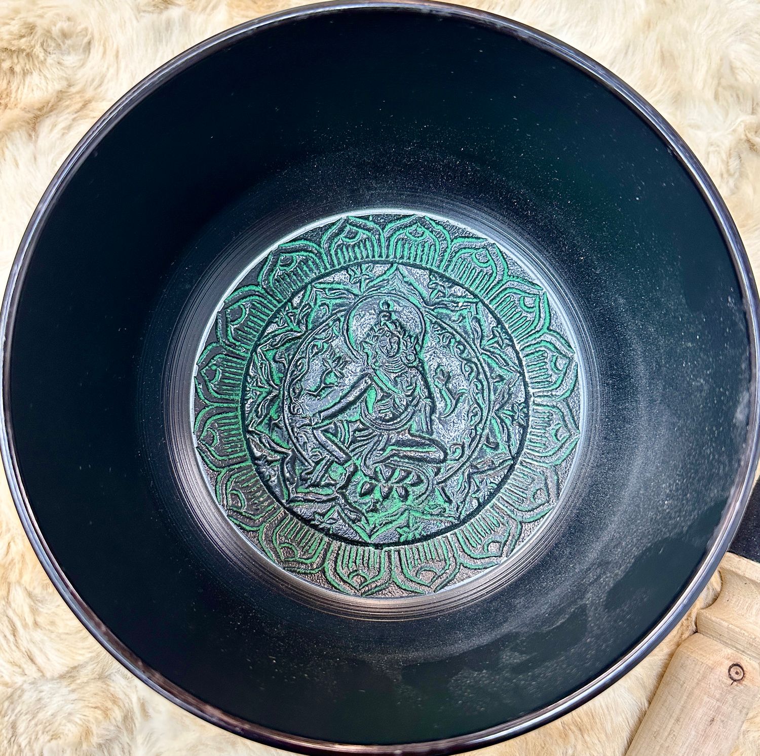 7.5" Tibetan Singing Bowl Round Sided, Green Tara